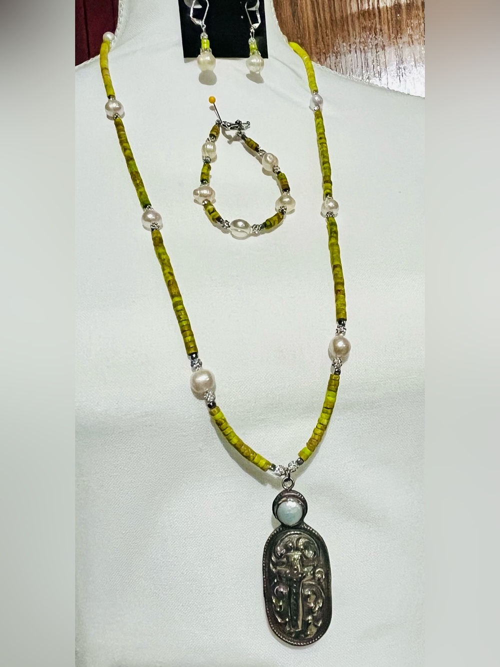 Handcrafted Lime Green Beaded Necklace Set with Silver Pendant and Pearls